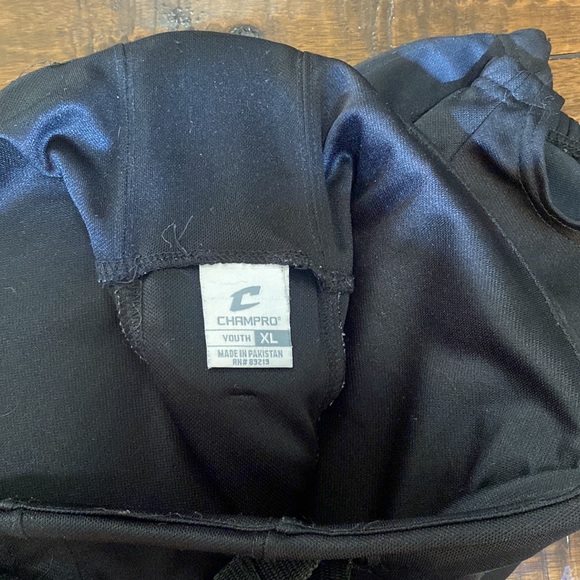 Big Boy football pants - Picture 3 of 3